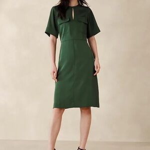NWT Banana Republic Pocket Knee-Length Shift Dress Size 6